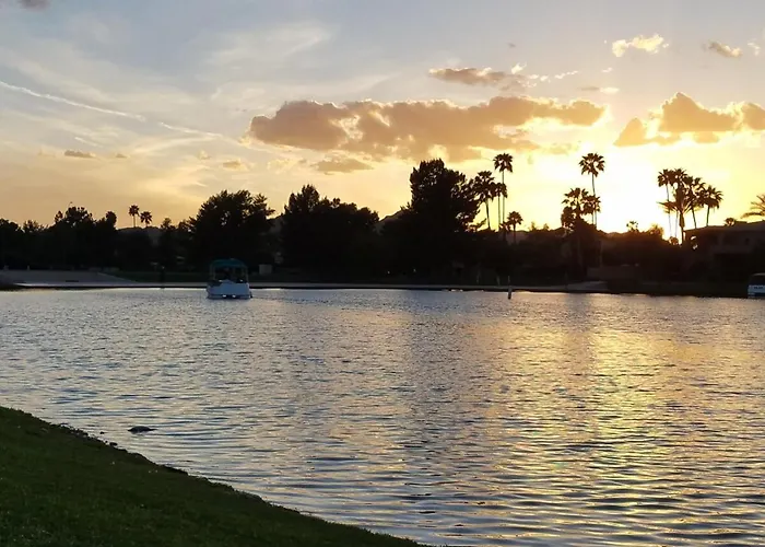 Holiday home Waterfront-amazing View W Fireworks-private-gated Scottsdale
