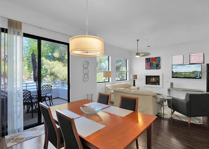 Waterfront-amazing View W Fireworks-private-gated