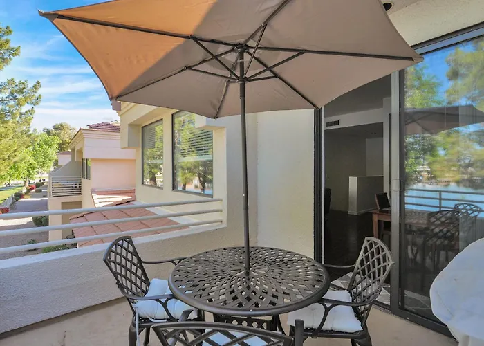 Waterfront-amazing View W Fireworks-private-gated Holiday home Scottsdale